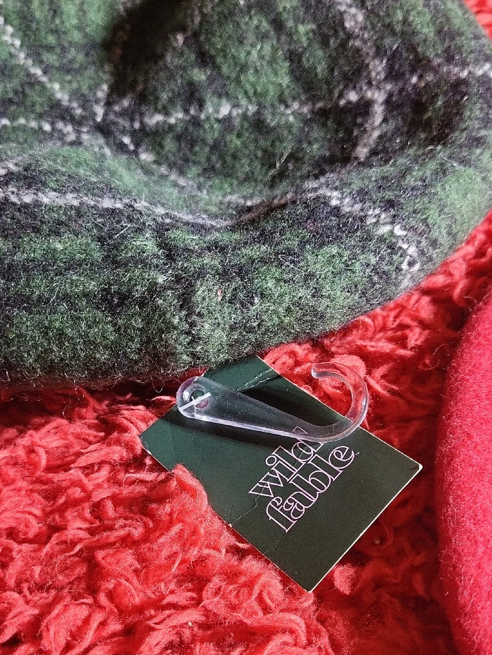 New Vintage Two Wool Berets - Green Plaid & Red - Picture 5 of 8